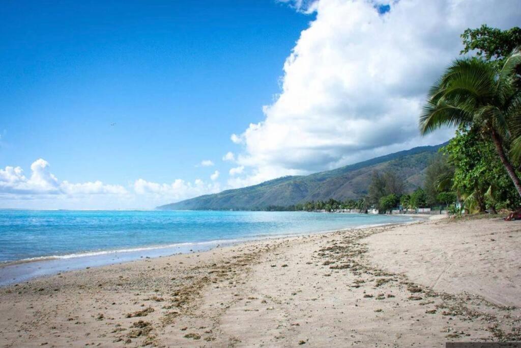 Heitiare Lodge Paea Bagian luar foto